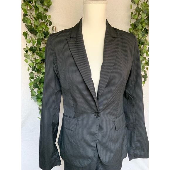 New York & Company 90's Black Pinstripe Slacks & Blazer Suit Set Women's 2 - Picture 5 of 11